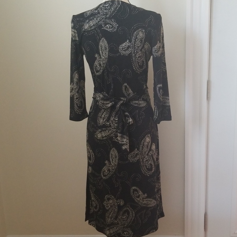 💥HOST PICK💥Limited 3/4 sleeve wrap dress size S - Picture 5 of 6